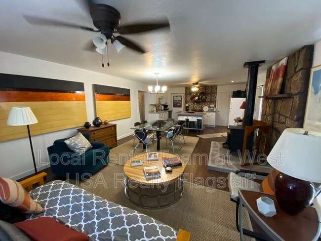 Photo - 705 W Tombstone Ave Unit #2