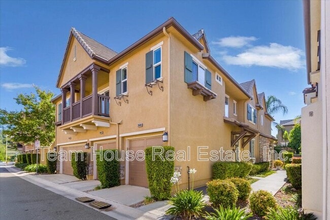 Building Photo - 28440 Mirabelle Ln