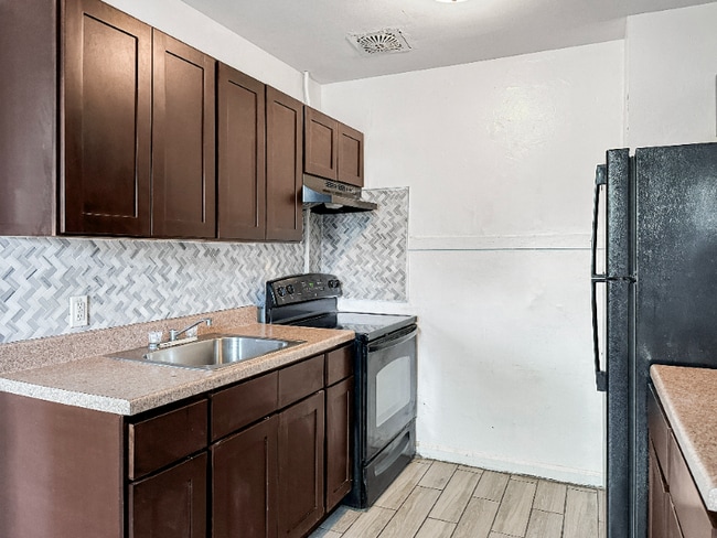 Photo - 1545 Medary Ave Unit D341