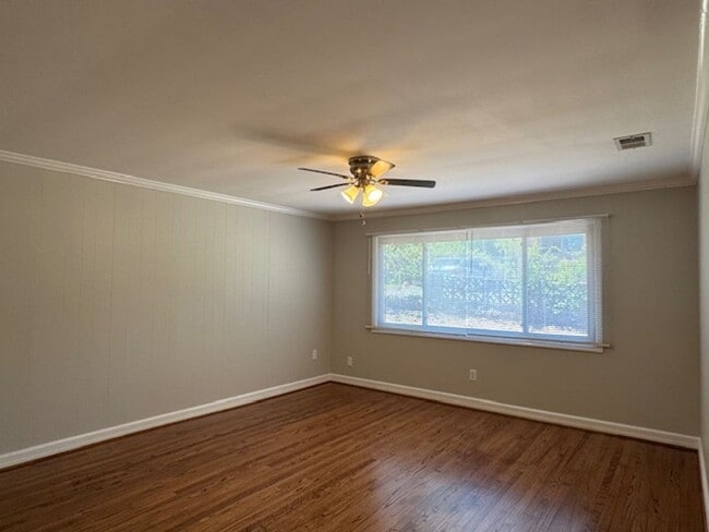 Photo - 2 Bedroom, 1 Bath duplex (right side unit) close to downtown Greenville with hardwood floors, a l...
