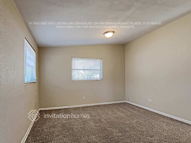 Photo - 2209 Curtis Dr S