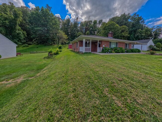 Photo - 276 Meadow Dr