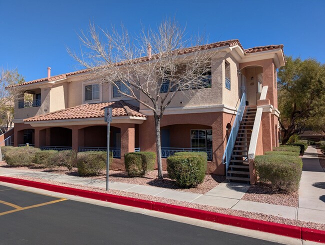 2-BEDROOM CONDO IN SUMMERLIN LAS VEGAS - 2-BEDROOM CONDO IN SUMMERLIN LAS VEGAS