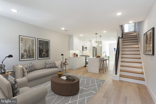 Mian level - 1448 E Wilt St Townhome