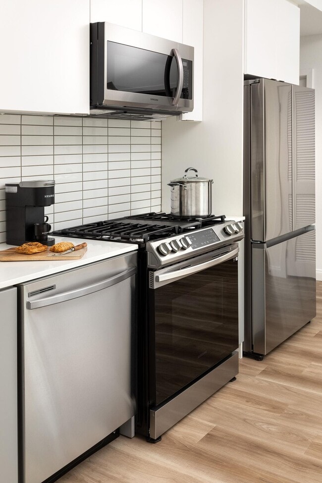 The Charlie Santa Monica apartments — community photo