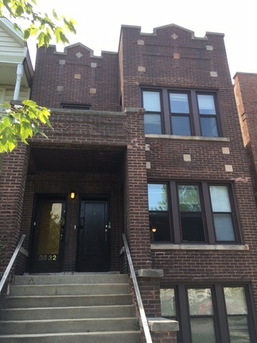 Photo - 3632 N Hermitage Ave House