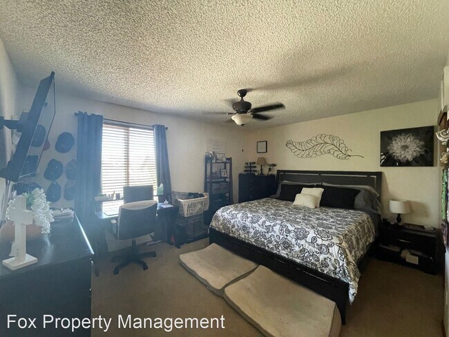 Photo - 3 br, 2 bath House - 1331 W 132nd Place