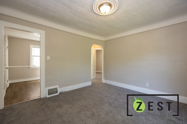 Photo - 15767 Pinehurst St Unit Lower