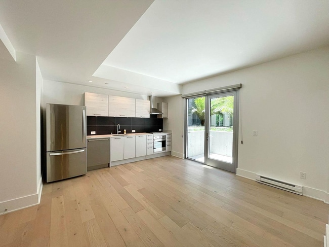Photo - 1075 Market St Unit #207