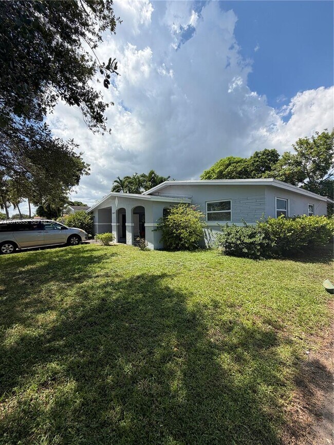 Photo - 3631 NW 9th St