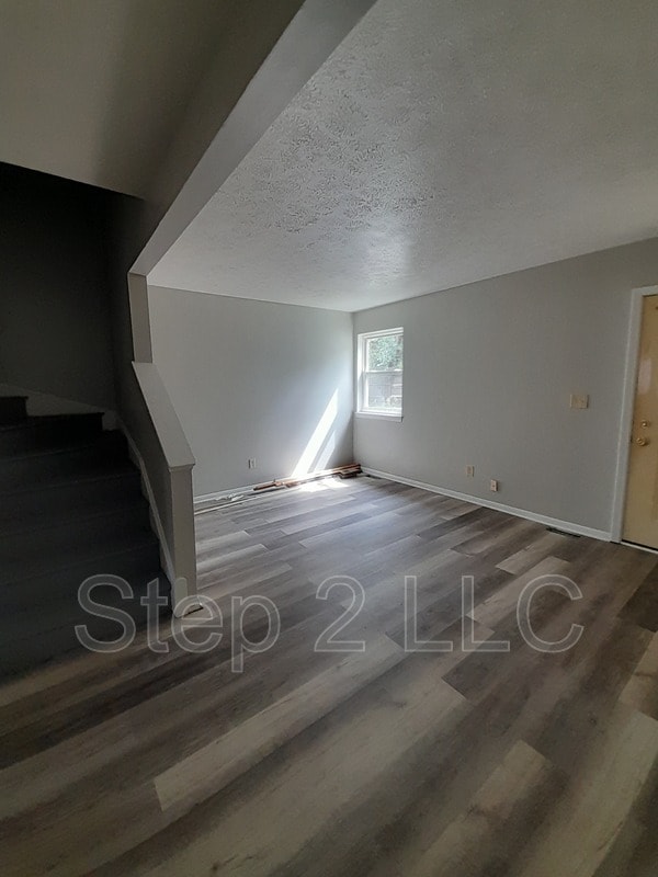 244 E Prospect St
