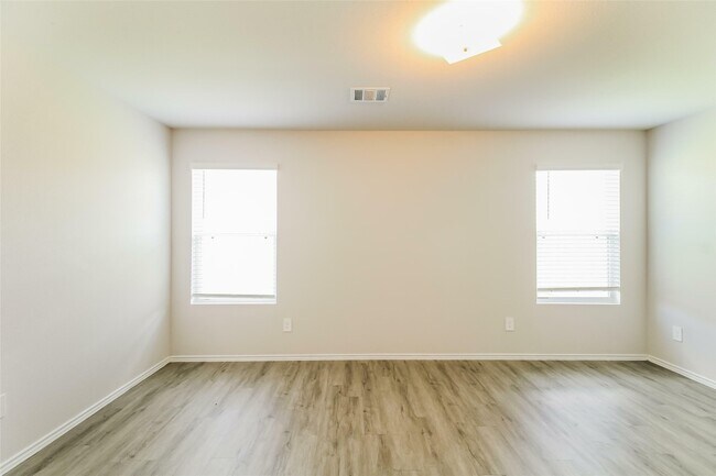 2509 Coho Dr