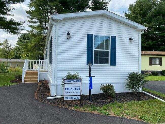 Building Photo - 8854 Breinig Run Cir