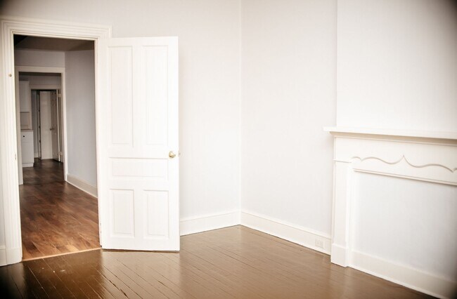 Photo - 331 N 3rd St Unit 1