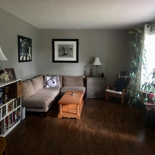 Photo - 215 Trader Crescent