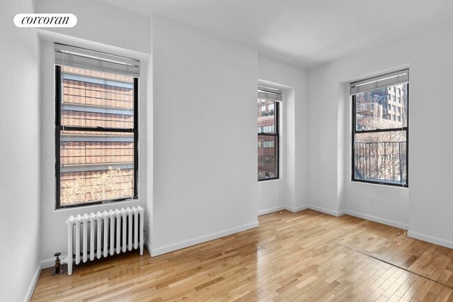 Building Photo - 100 W 67th St Rental