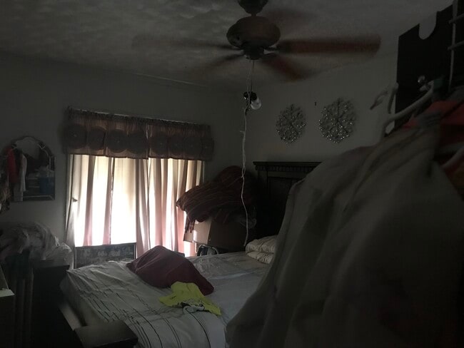 Photo - 1475 W 77th St Unit 1B