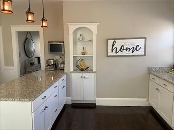 Photo - 80 Trafford St