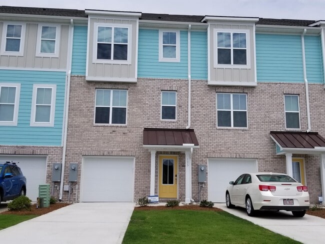 Building Photo - 125 Whimbrel Way