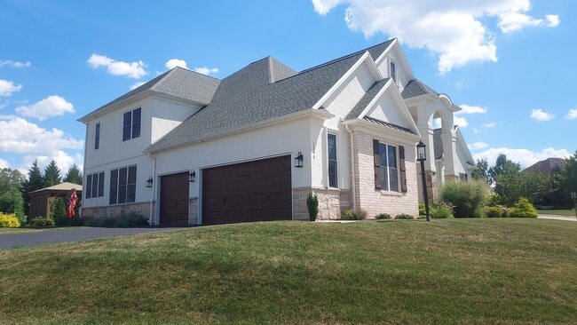 Photo - 1295 Needham Cir E