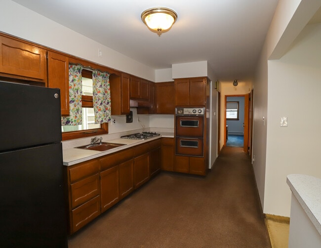 Photo - 15 Bleecker St Unit 2