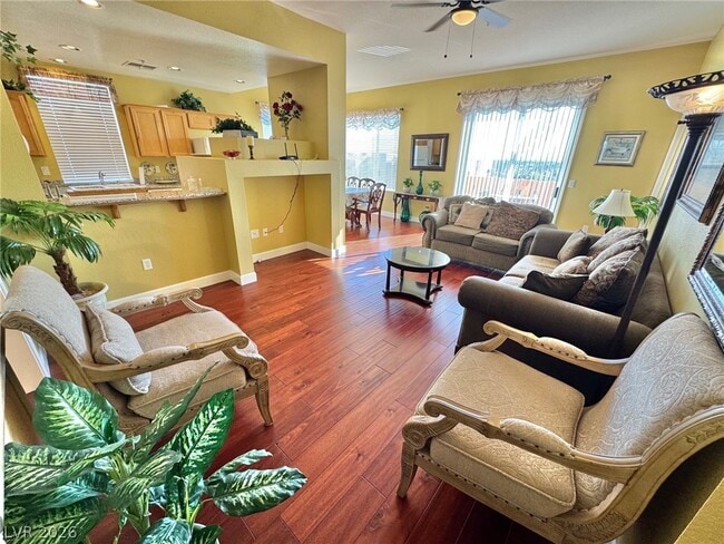 Photo - 55 E Agate Ave Unidad 502