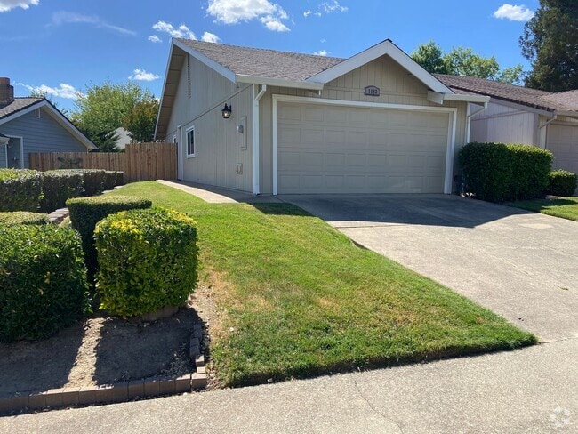 Building Photo - West Roseville - Remodeled 2 Bdrm, 1 Bath Rental