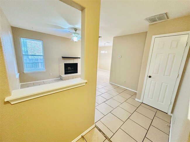 Photo - 8814 Schick Rd