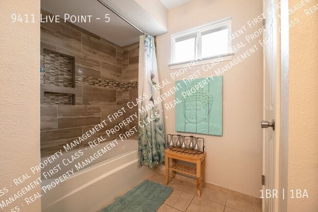 Photo - 9411 Live Point Unit 5