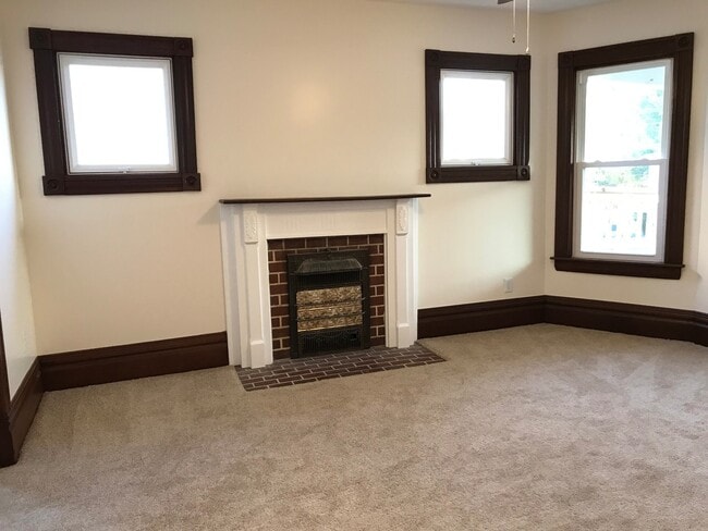 Photo - 1110 19th St Unidad Apt. B