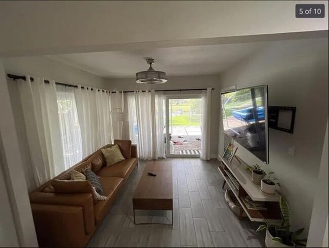 Photo - 208 Sandpiper Ave