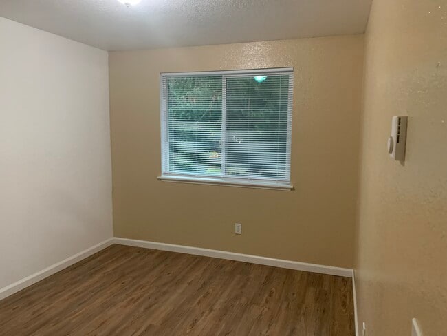 Photo - 6723 Kinwood Park Ln SE Unit #4
