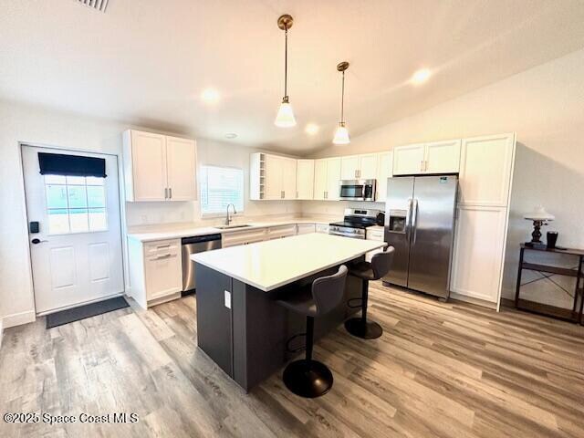 Photo - 965 N Singleton Ave