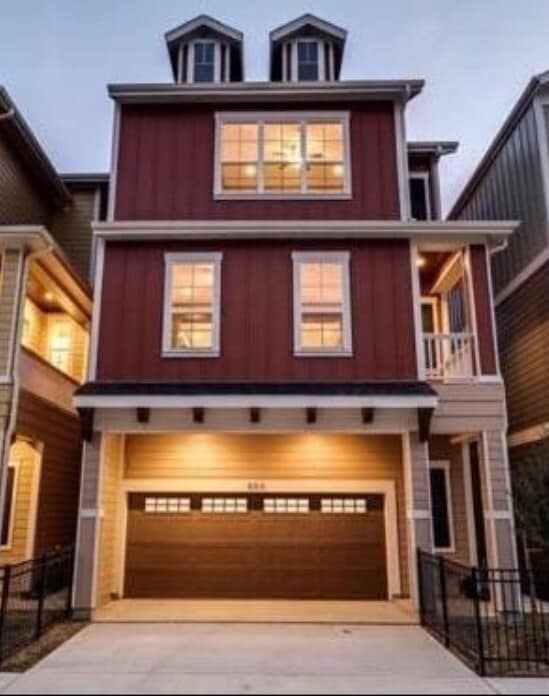 Building Photo - 855 Mathis St