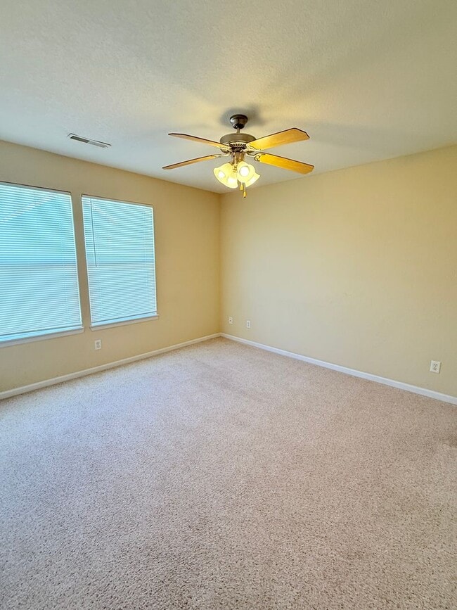 2410 Brooke Bend