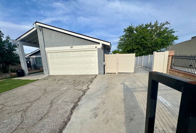 Photo - Beautiful 4 bedroom in West Lancaster