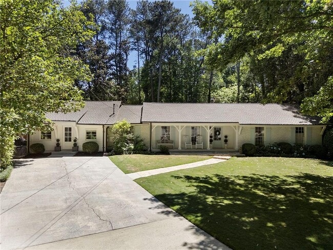 Building Photo - 4770 Chatworth Ct NE