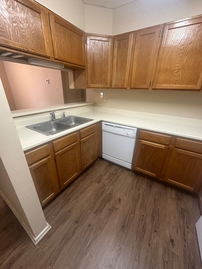 Photo - CONVENIENT TO MEDICAL CENTER AND USAA