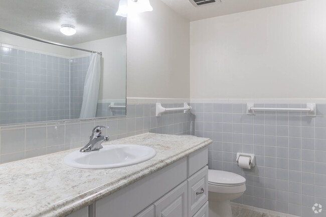 1BR, 1BA - 800SF - Orchard Park