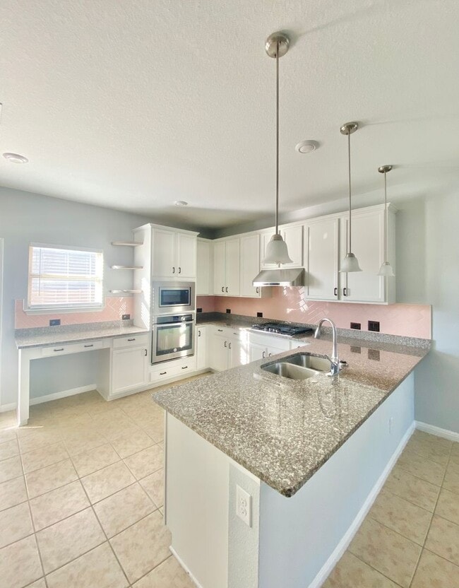 Photo - 2020 Hat Bender Lp