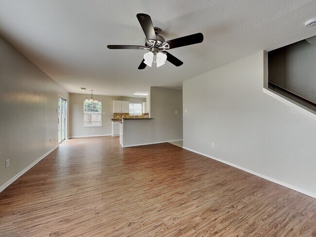 Photo - 8402 Storm Creek Dr