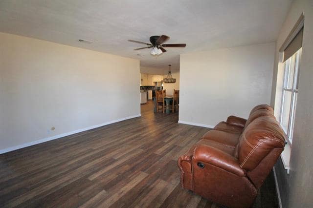 Photo - 801 Pearson Dr