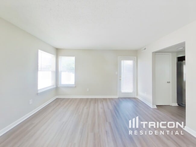 Photo - 8513 Sweet Birch Dr