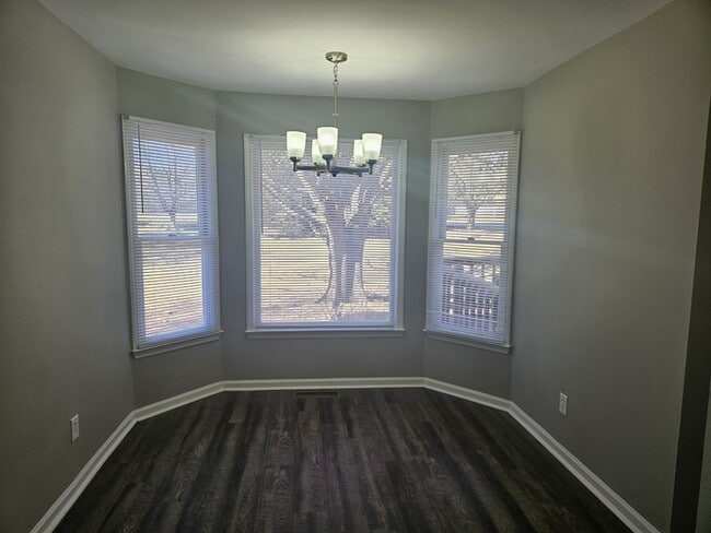 Photo - 1141 Sagefield Dr