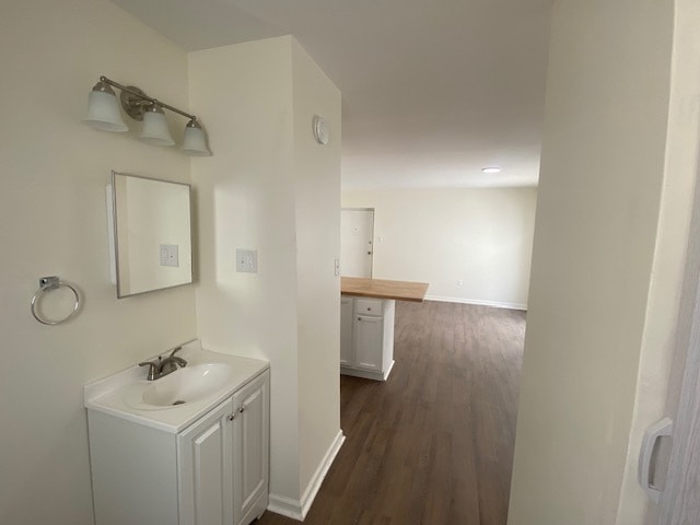 Building Photo - 444 S Ashland Ave Unit B-13