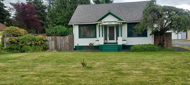 Front of house - 2827 Cottonwood Ave House