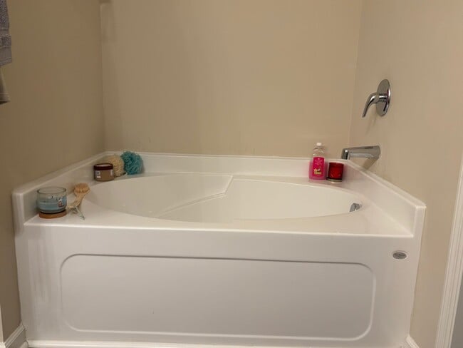 Photo - 233 Willowton Ln