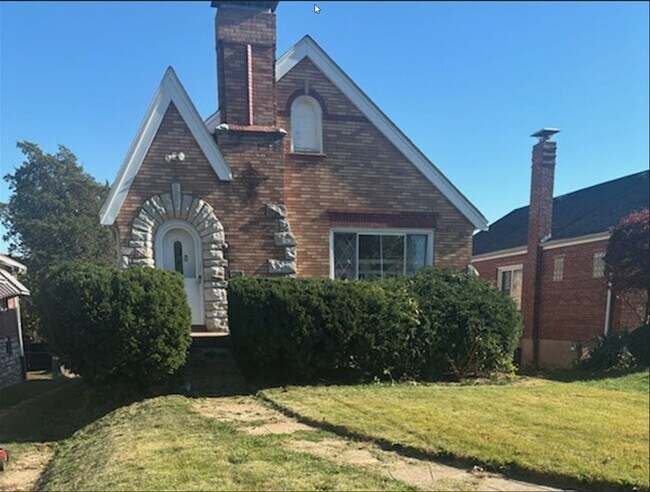 Building Photo - 8506 Drury Ln