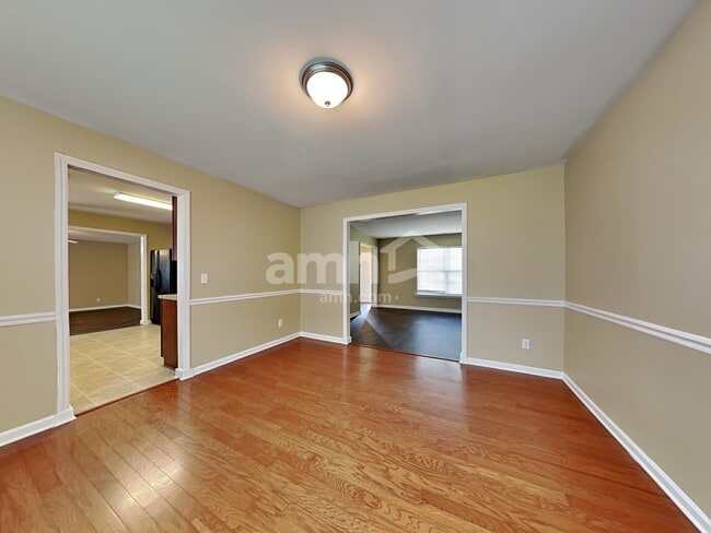 Photo - 1008 Golden Crest Dr