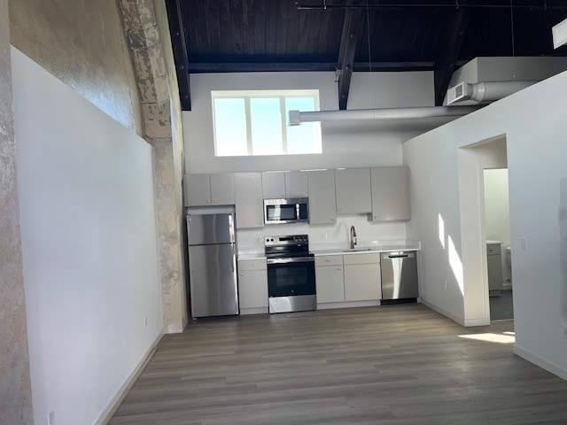 Photo - 92 E Forest Ave